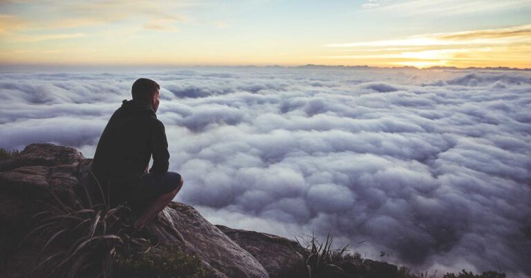 Mastering Hidden-City and Split-Ticket Hacks for Cheap Flights